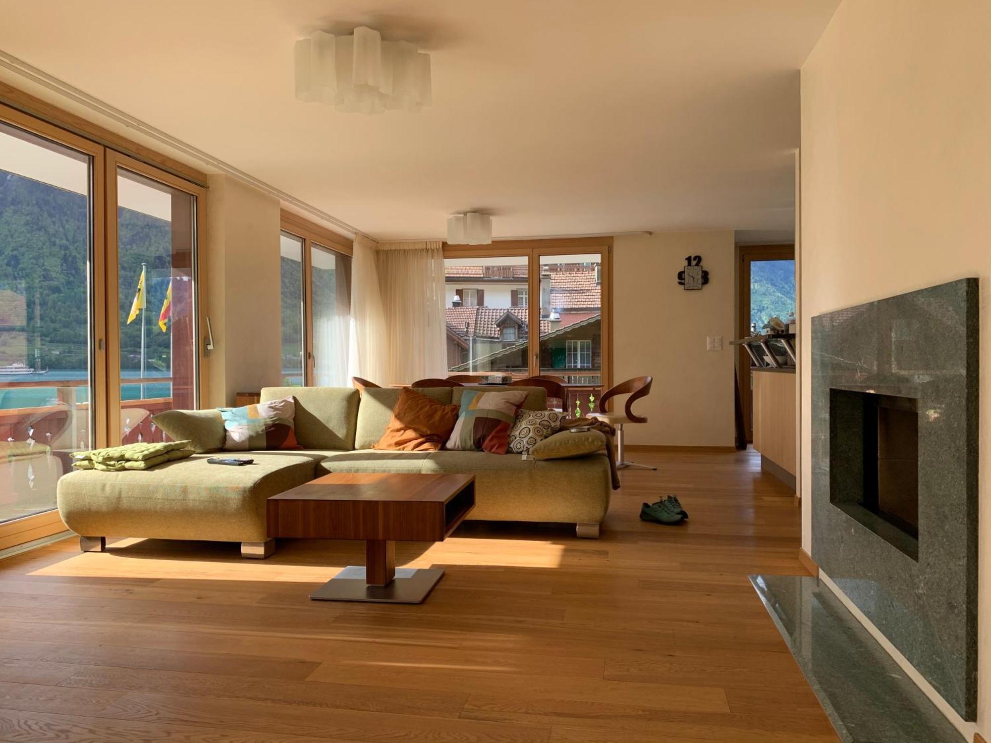Seehaus Lake View 3-Bedroom Apartment Iseltwald Ngoại thất bức ảnh